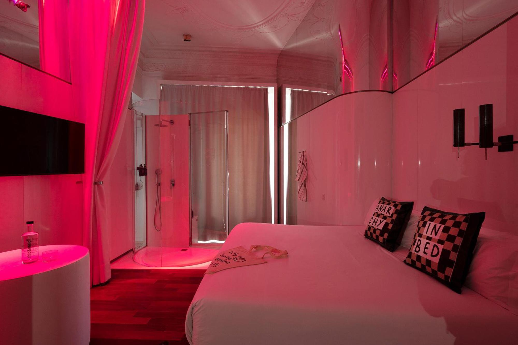 Chic & Basic Born Boutique Hotel Барселона Екстериор снимка
