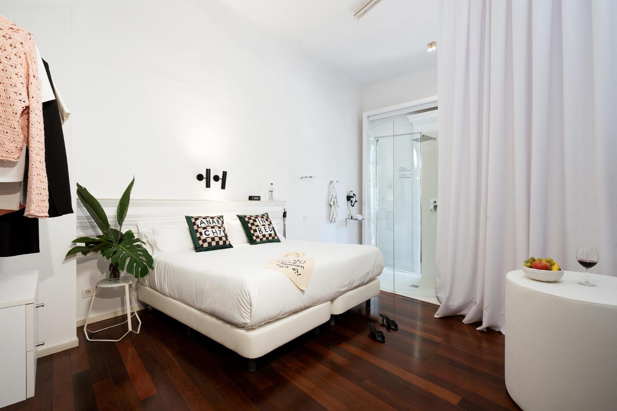 Chic & Basic Born Boutique Hotel Барселона Екстериор снимка