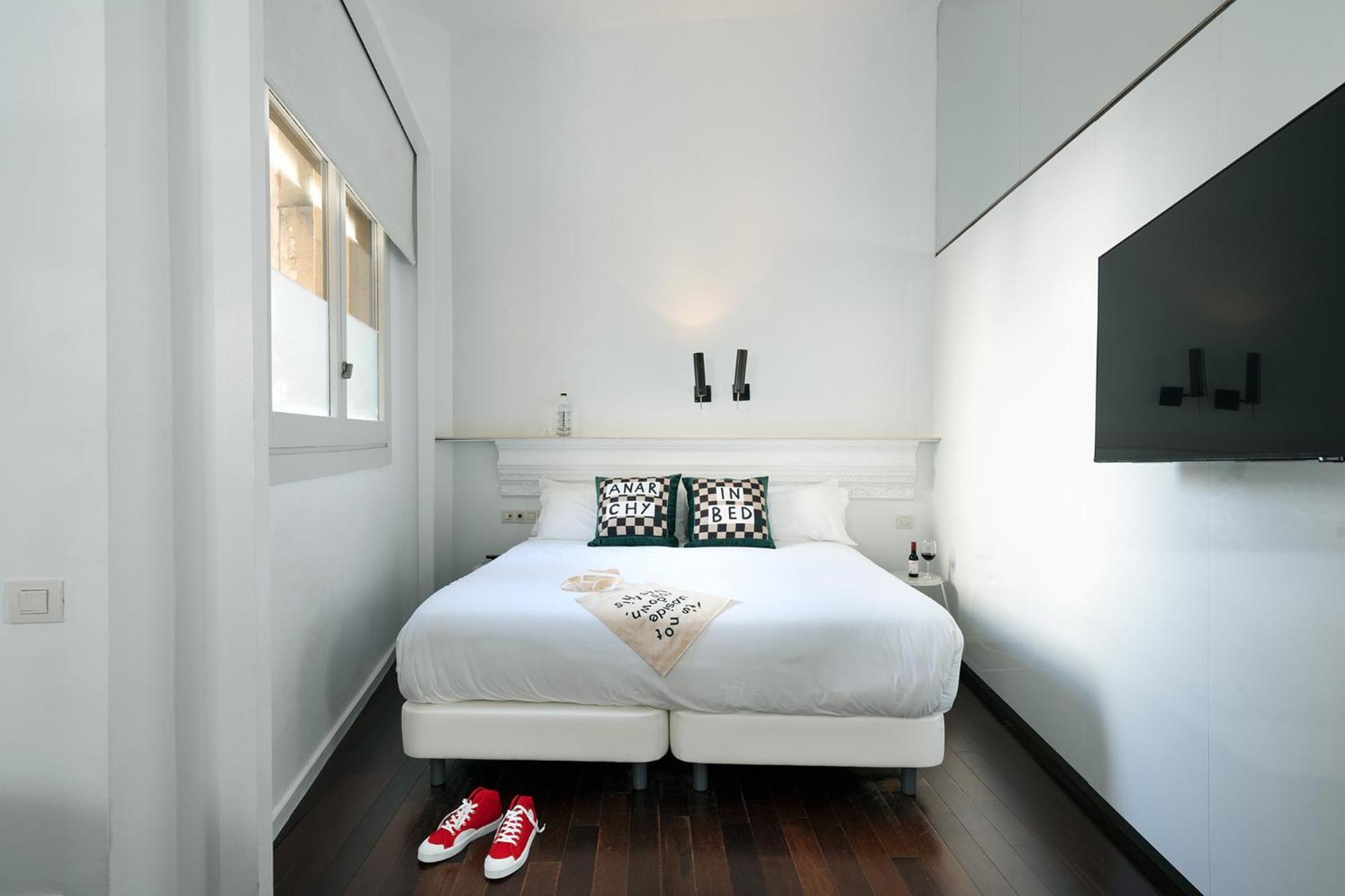 Chic & Basic Born Boutique Hotel Барселона Екстериор снимка