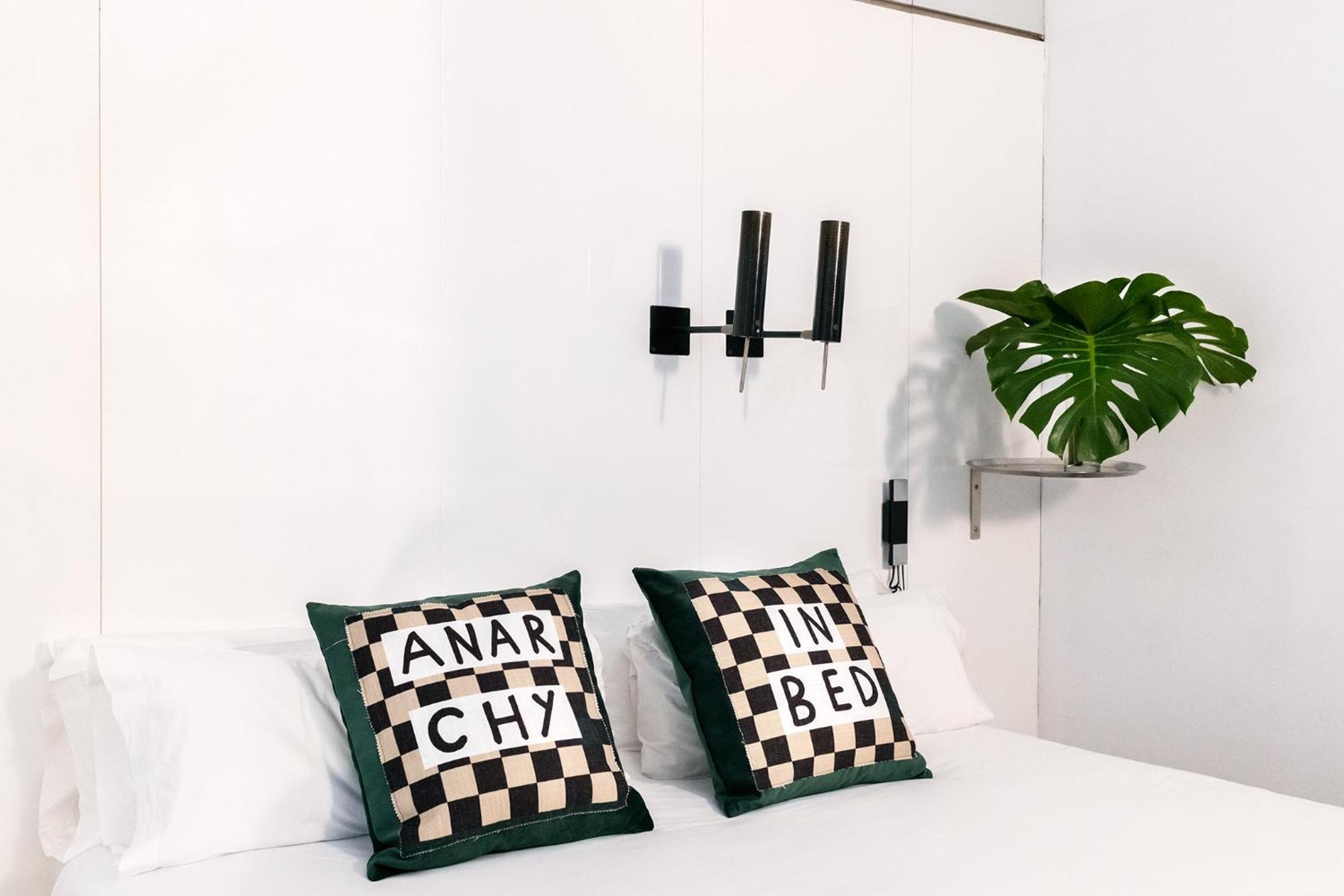 Chic & Basic Born Boutique Hotel Барселона Екстериор снимка