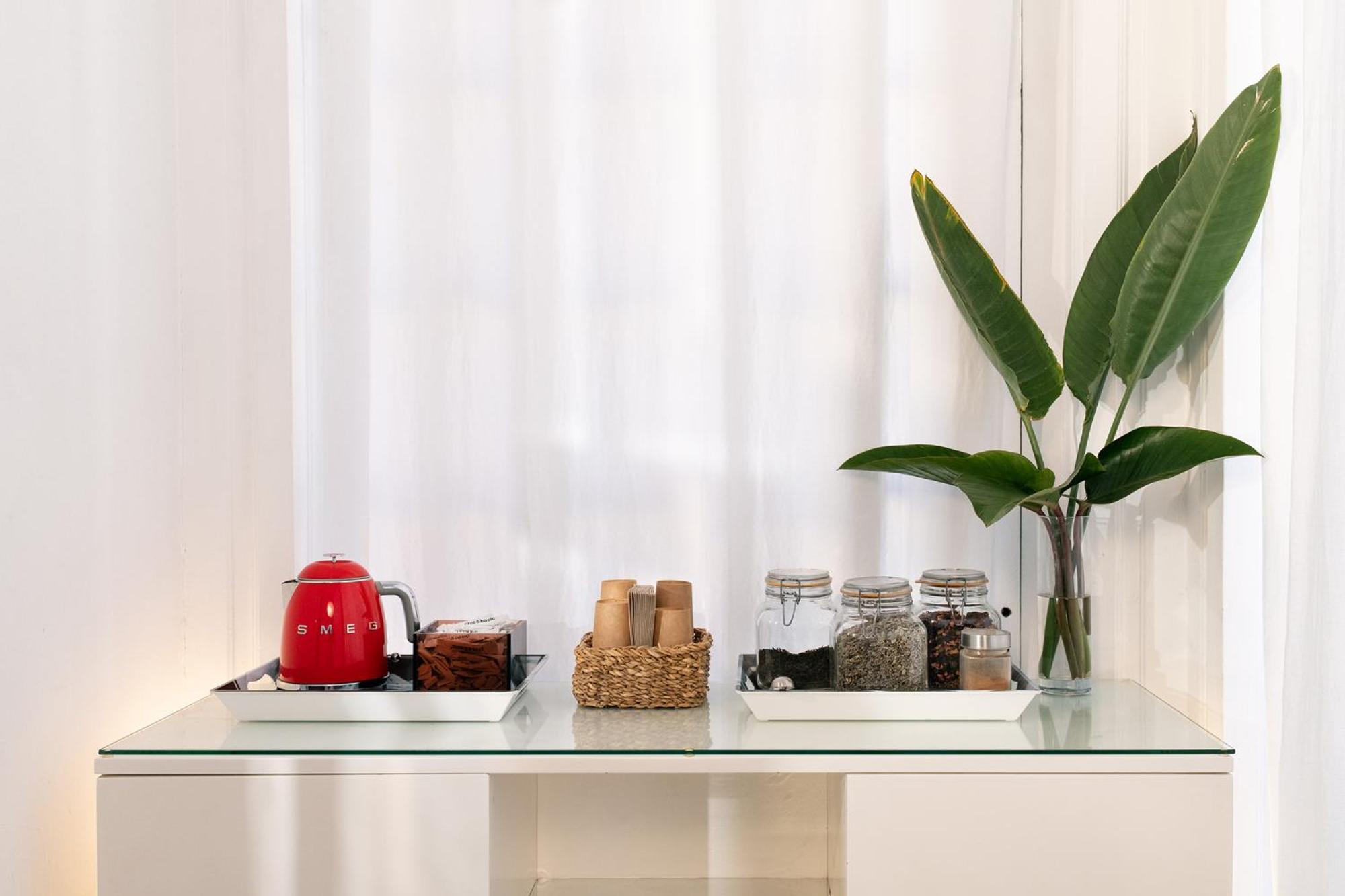 Chic & Basic Born Boutique Hotel Барселона Екстериор снимка