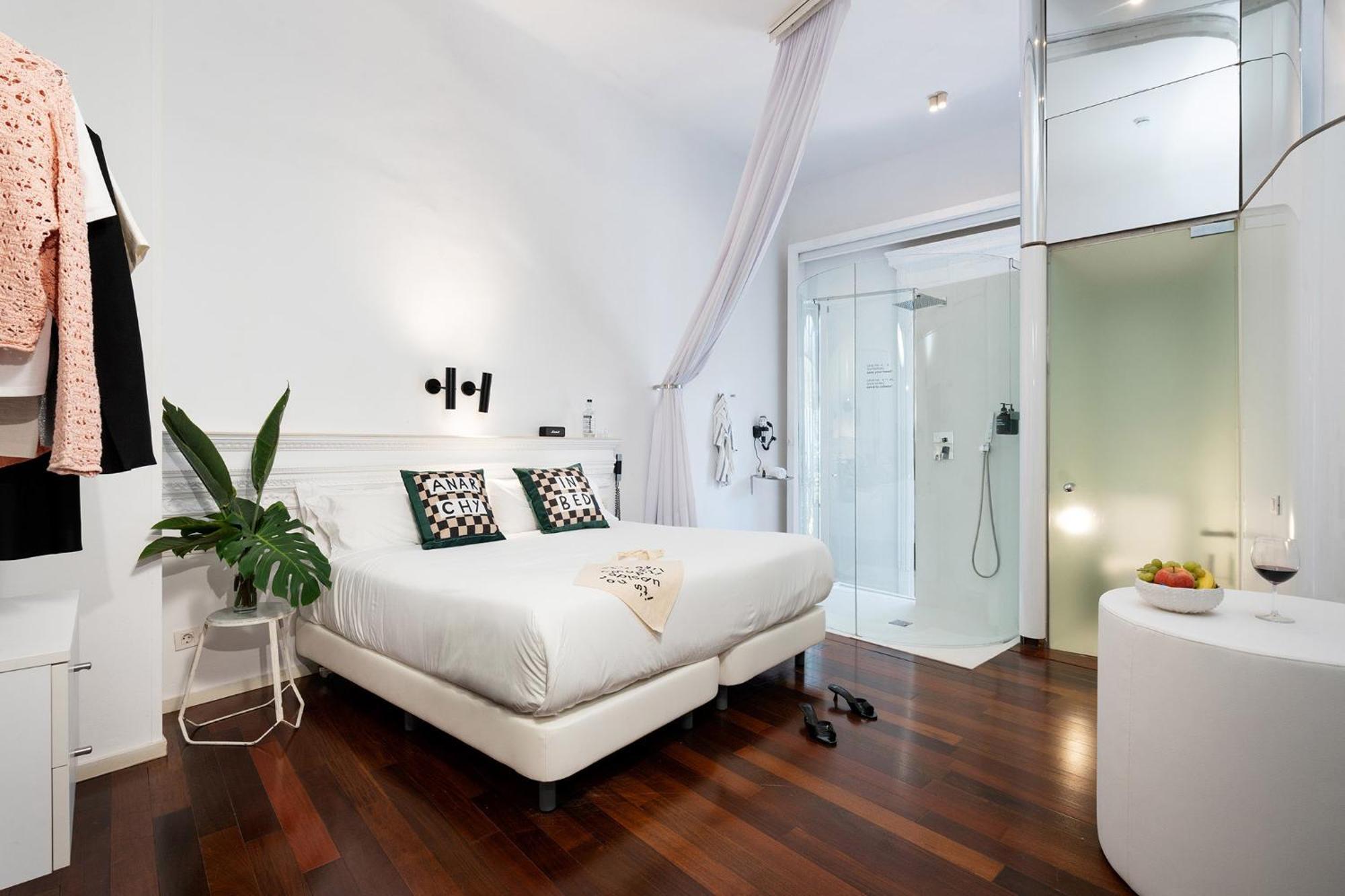 Chic & Basic Born Boutique Hotel Барселона Екстериор снимка