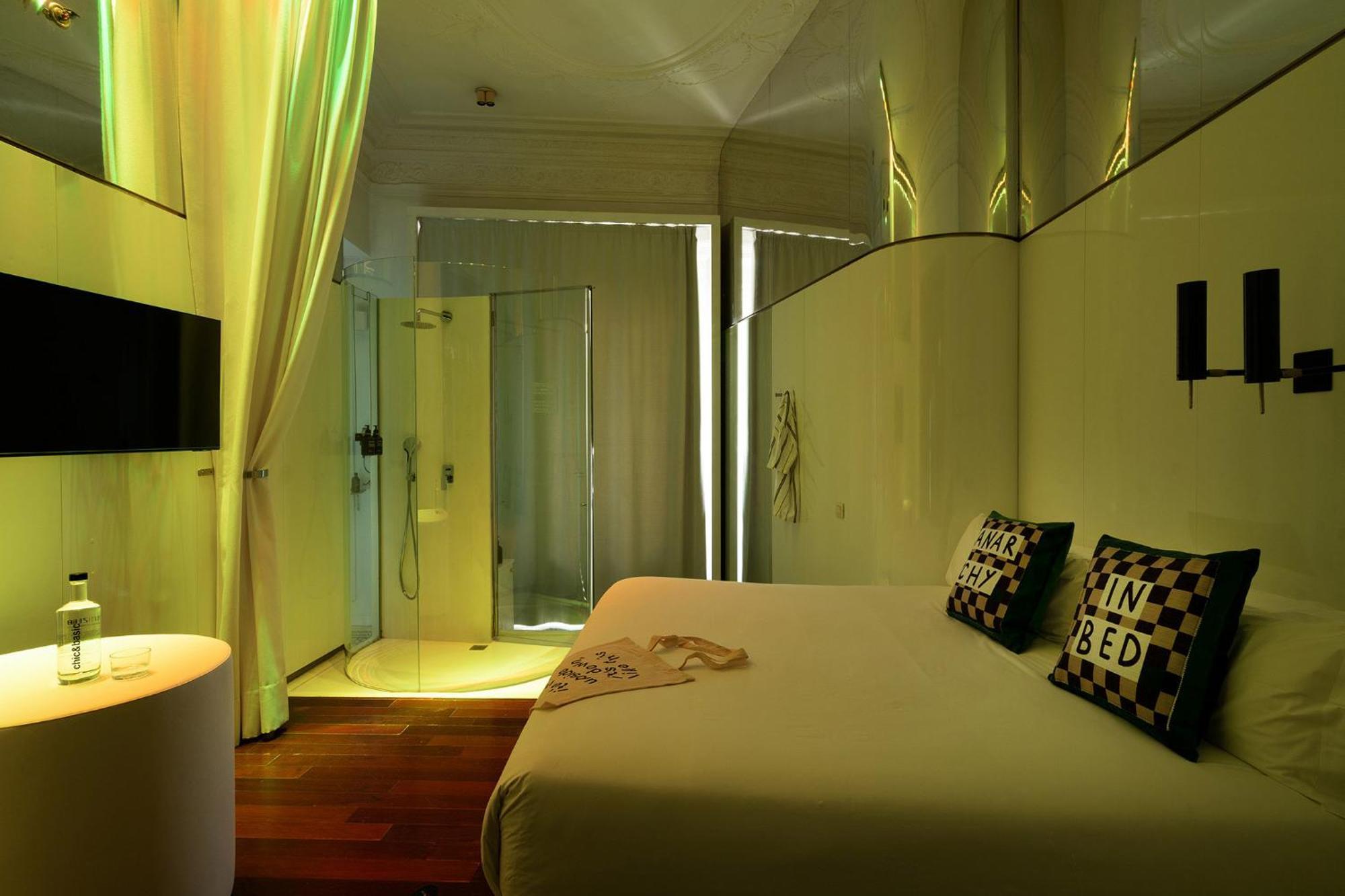 Chic & Basic Born Boutique Hotel Барселона Екстериор снимка