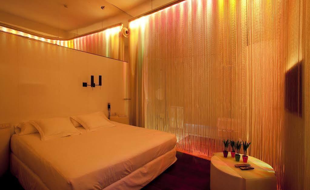 Chic & Basic Born Boutique Hotel Барселона Екстериор снимка