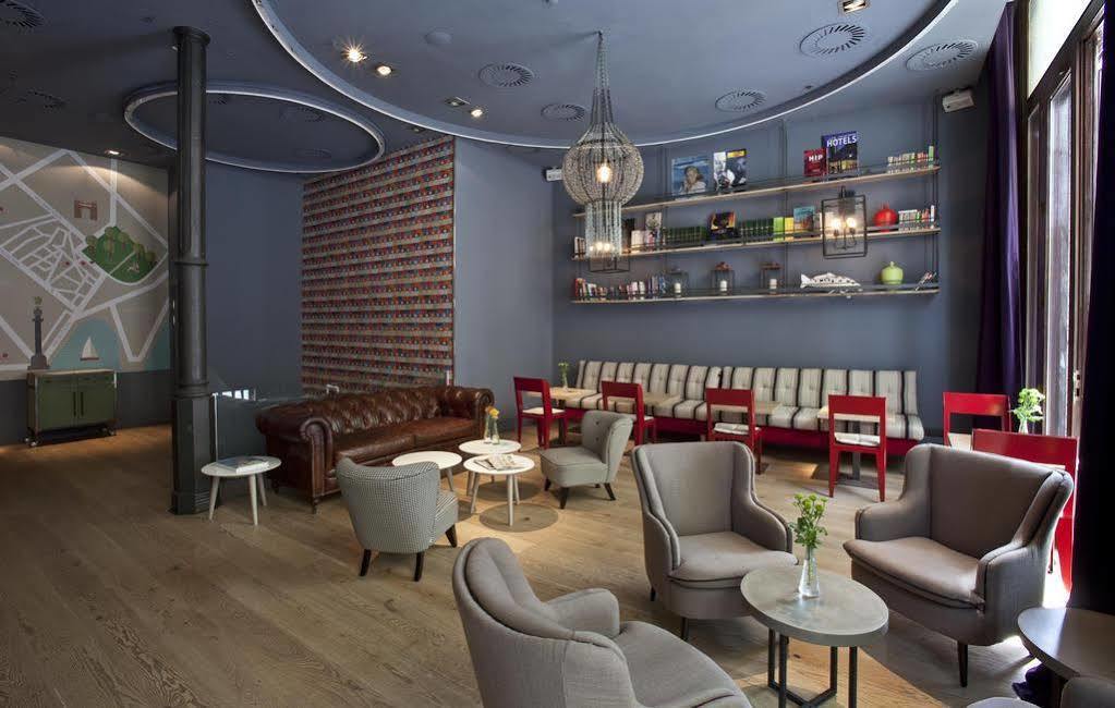 Chic & Basic Born Boutique Hotel Барселона Екстериор снимка