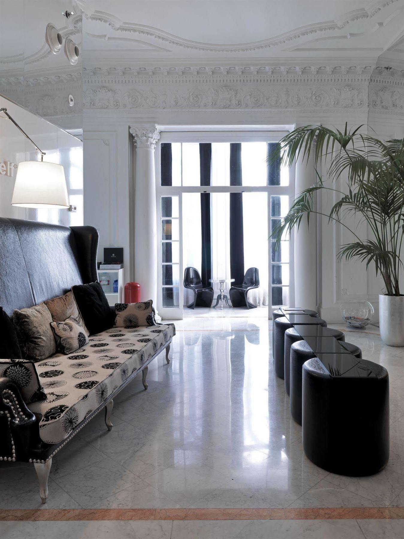 Chic & Basic Born Boutique Hotel Барселона Екстериор снимка